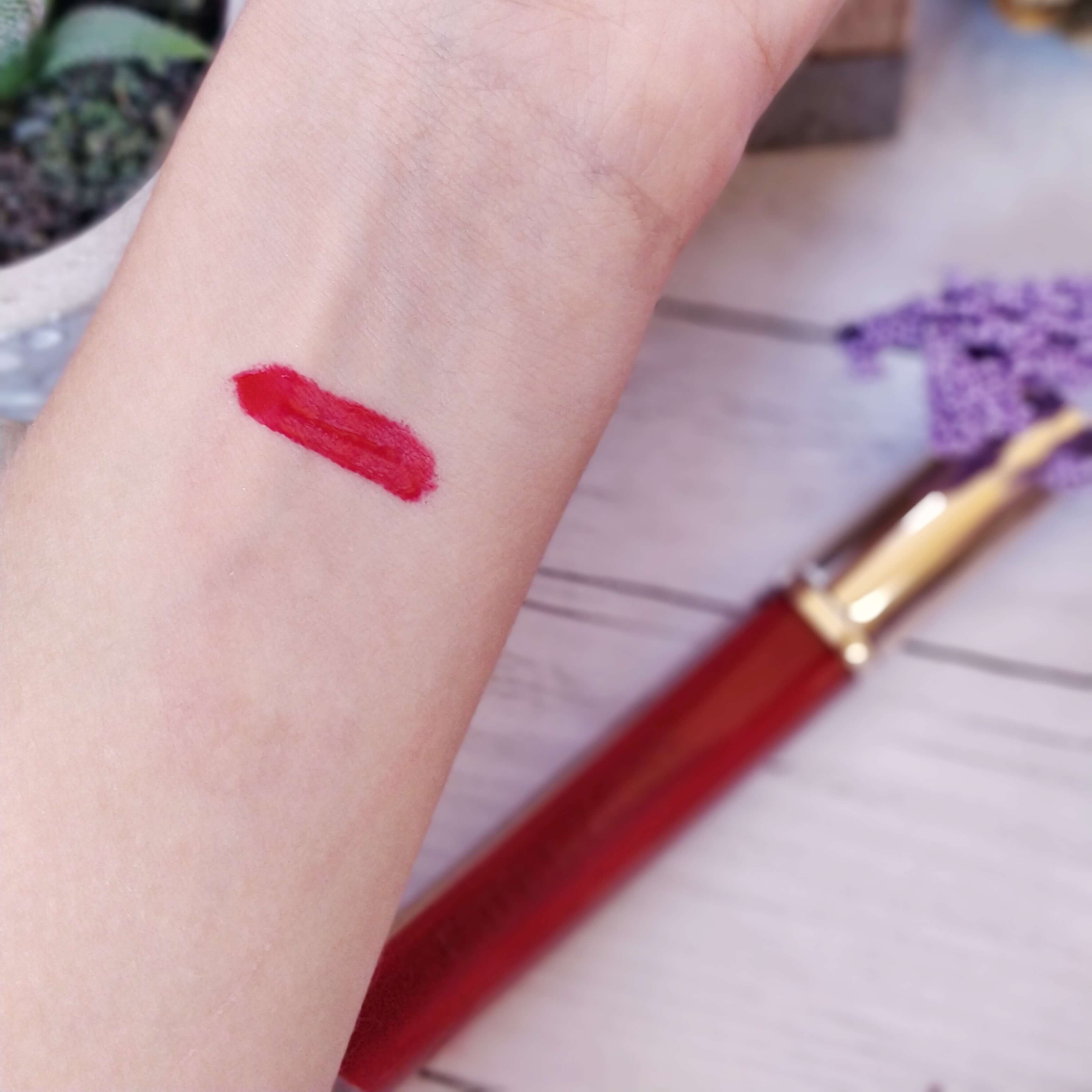 rouge à lèvres liquide estée lauder swatch - Je teste une quarantaine de rouges à lèvres liquides !