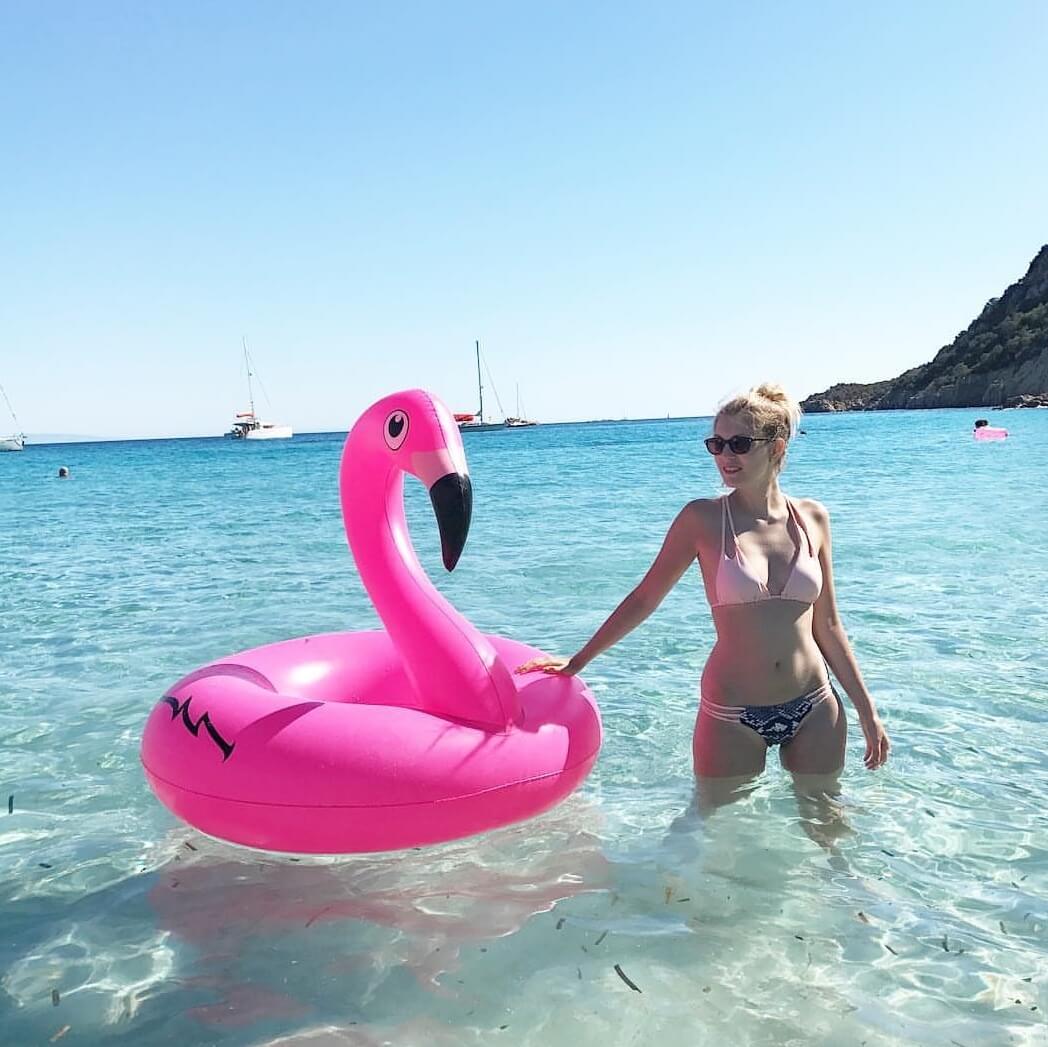 bouée flamant rose vacances corse - Ce qu'Instagram m'a fait acheter...