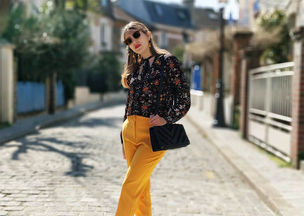 blog mode 19 janvier tenue pantalon jaune printemps - Du bonheur et de la couleur