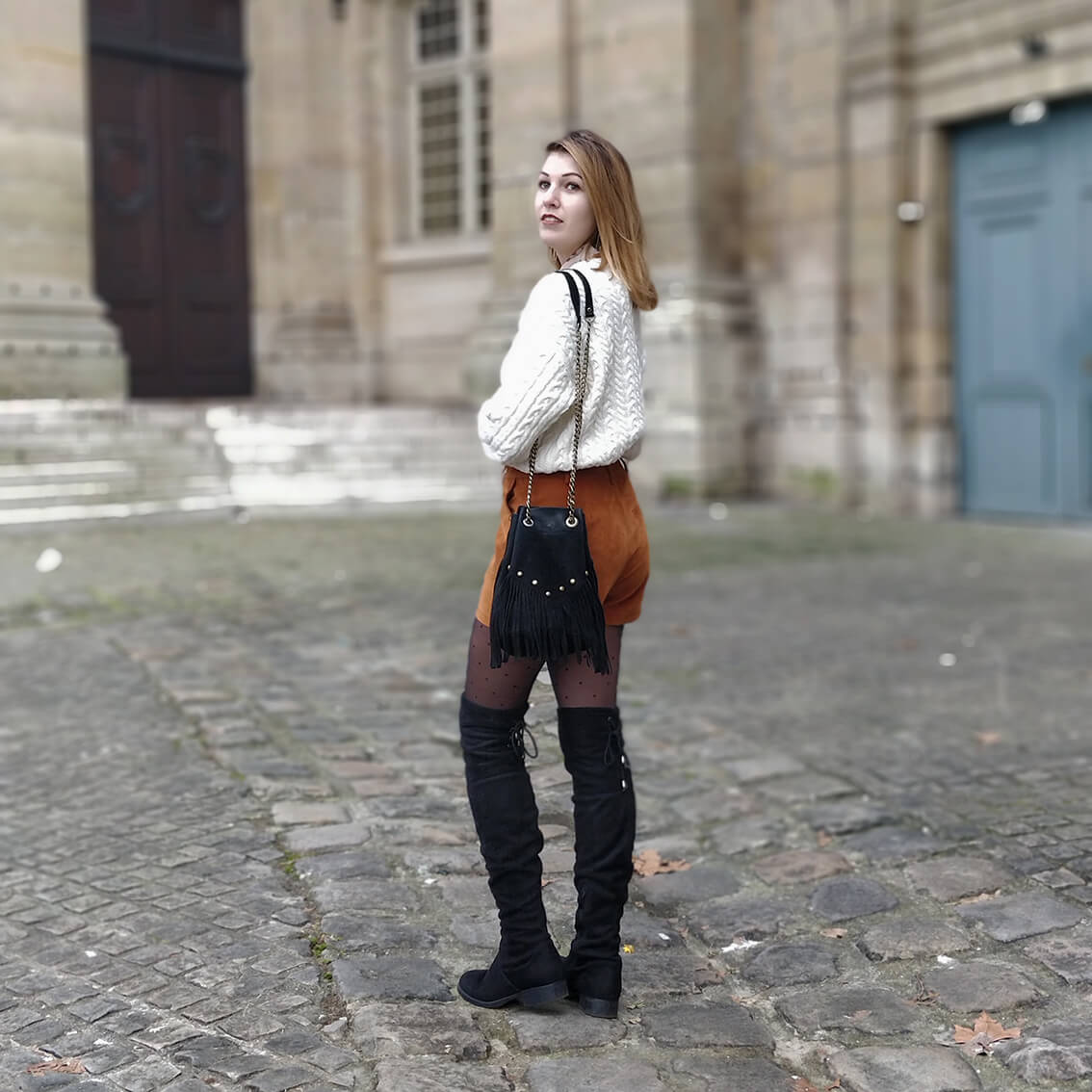 tenue hiver blog short suédine marron - L'amour des shorts en hiver